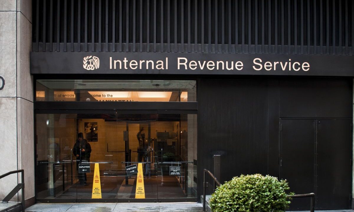 $1400 Stimulus Checks Last Call for Your Cash in 2025